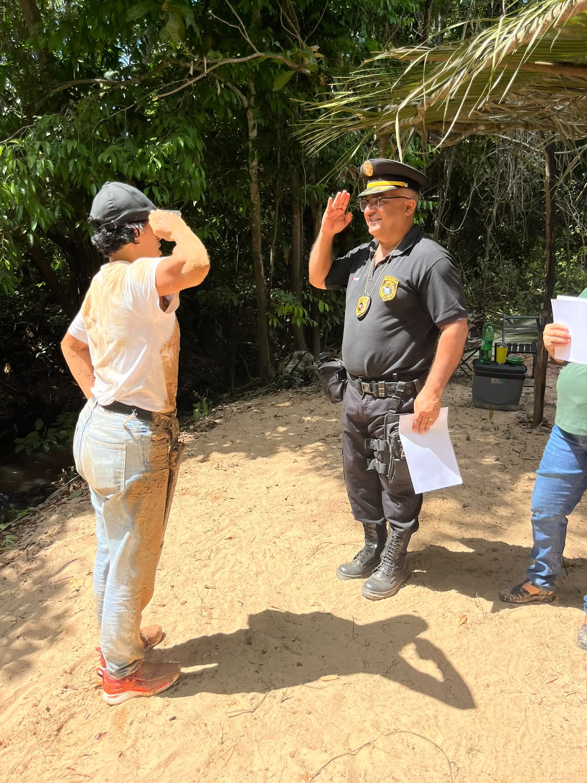 Continência ao comandante durante o OUDPM